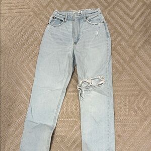 Abercrombie & Fitch the 90s straight ultra high rise jean